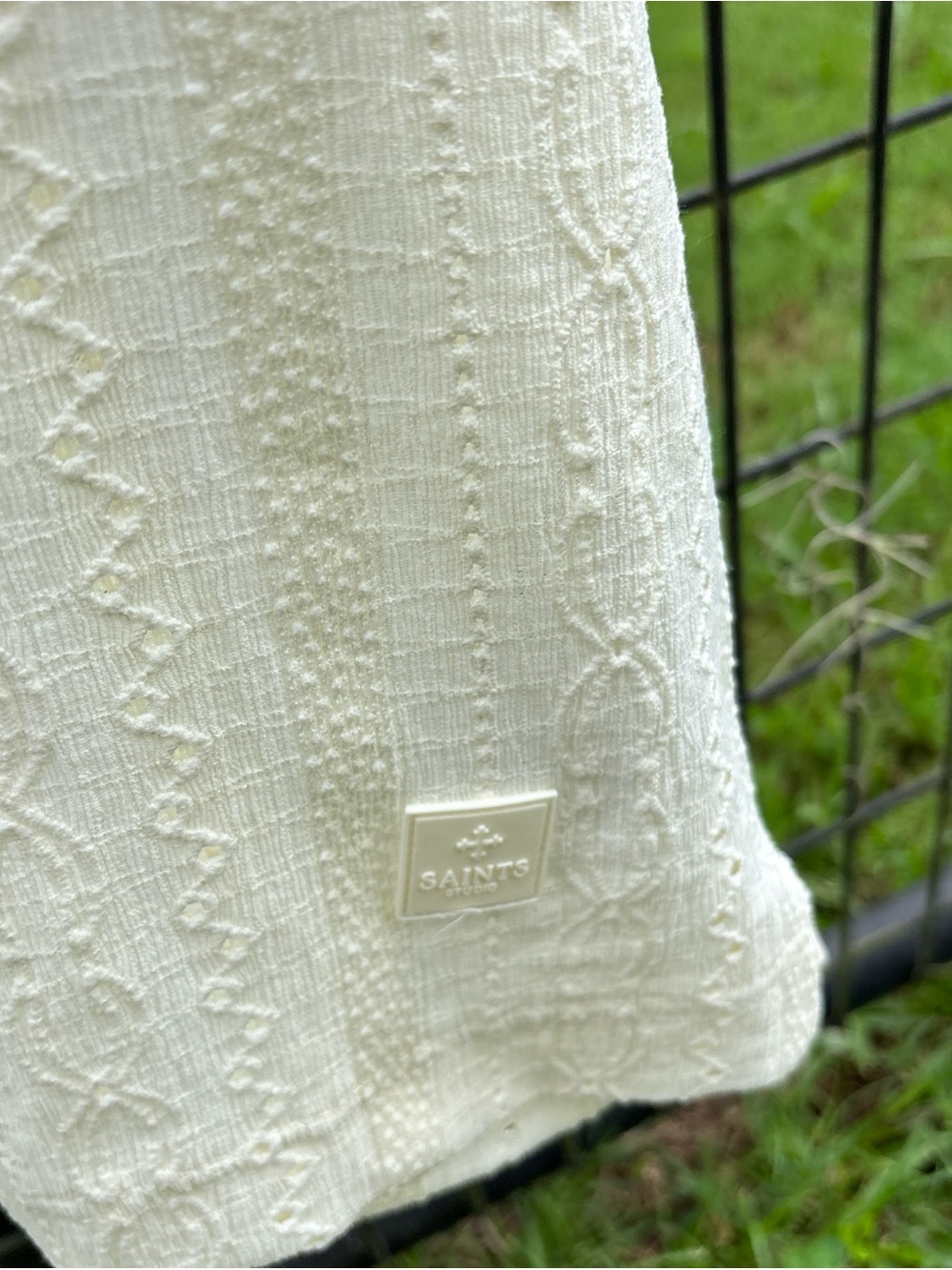 Saints Cream Textured Short-Sleeve Button-Down Shirt - Picture 5 of 5